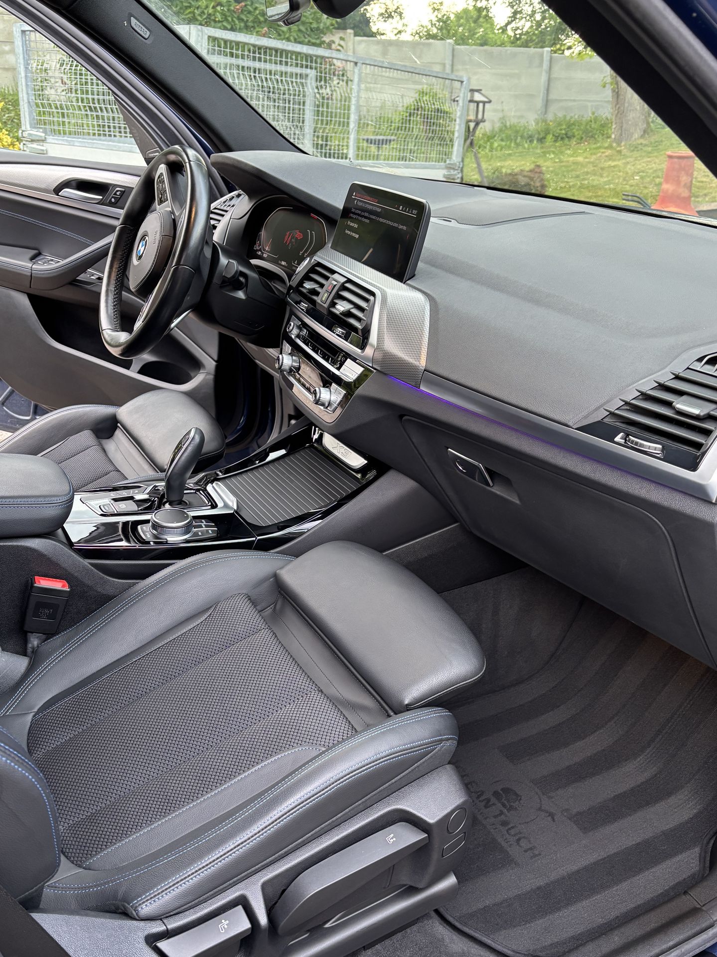 CleanTouch - Nettoyage intérieur voiture - Siège auto