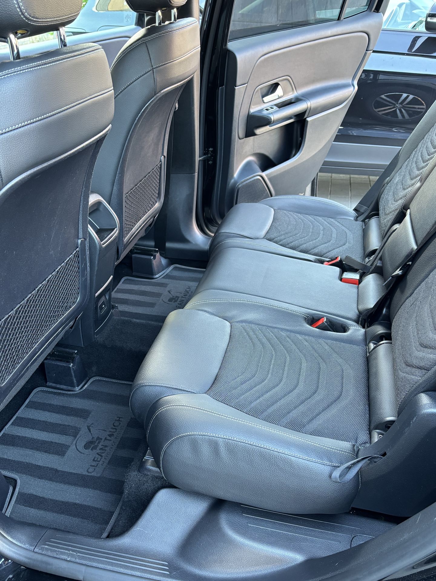 CleanTouch - Nettoyage intérieur voiture - Siège auto